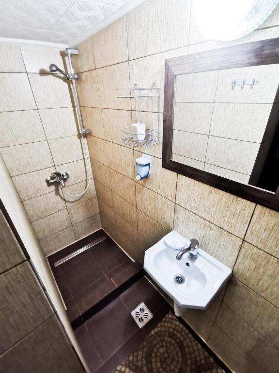 Shelby Accommodation -Adult Only- Sinaia Exterior foto