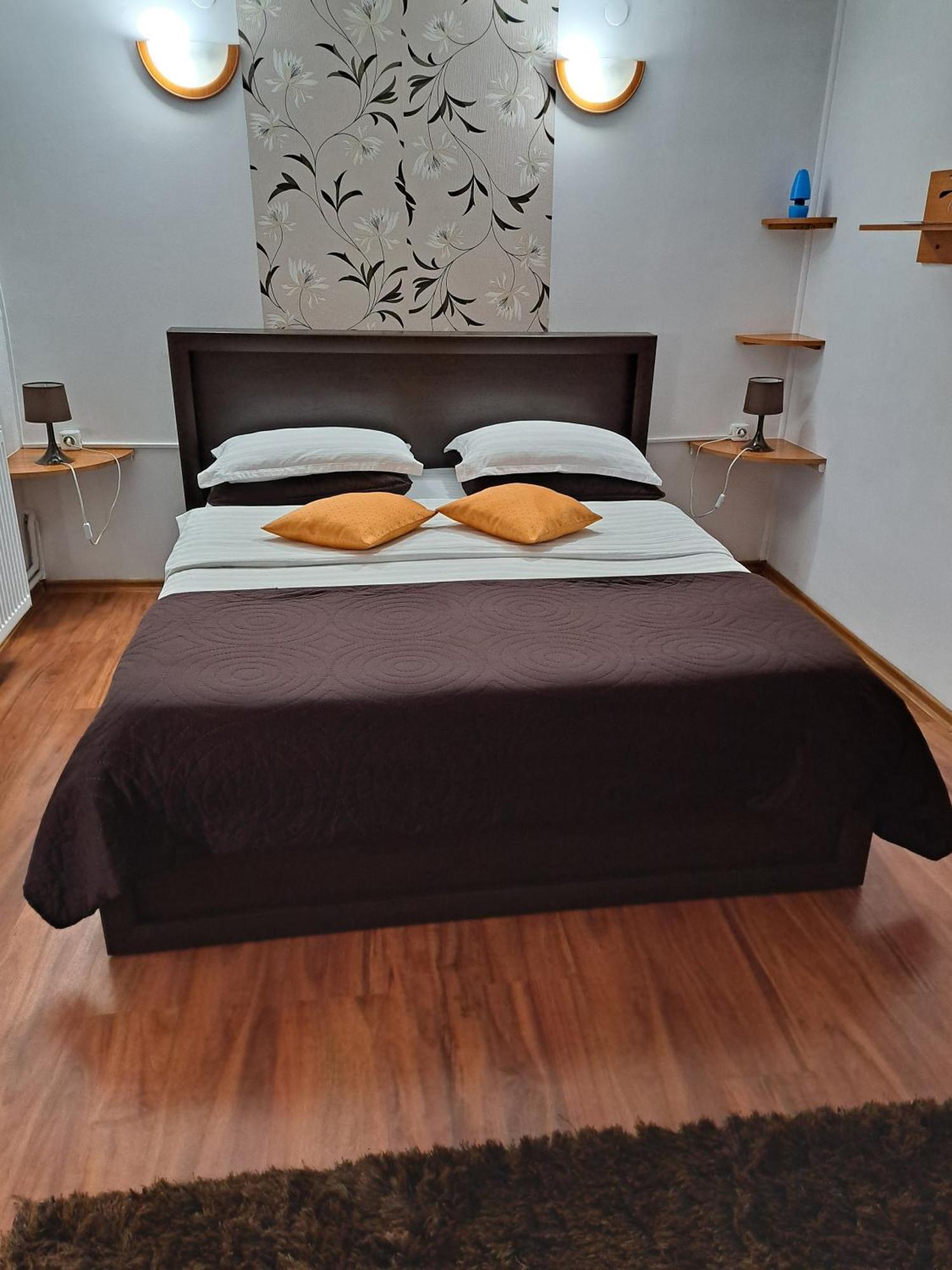 Shelby Accommodation -Adult Only- Sinaia Exterior foto