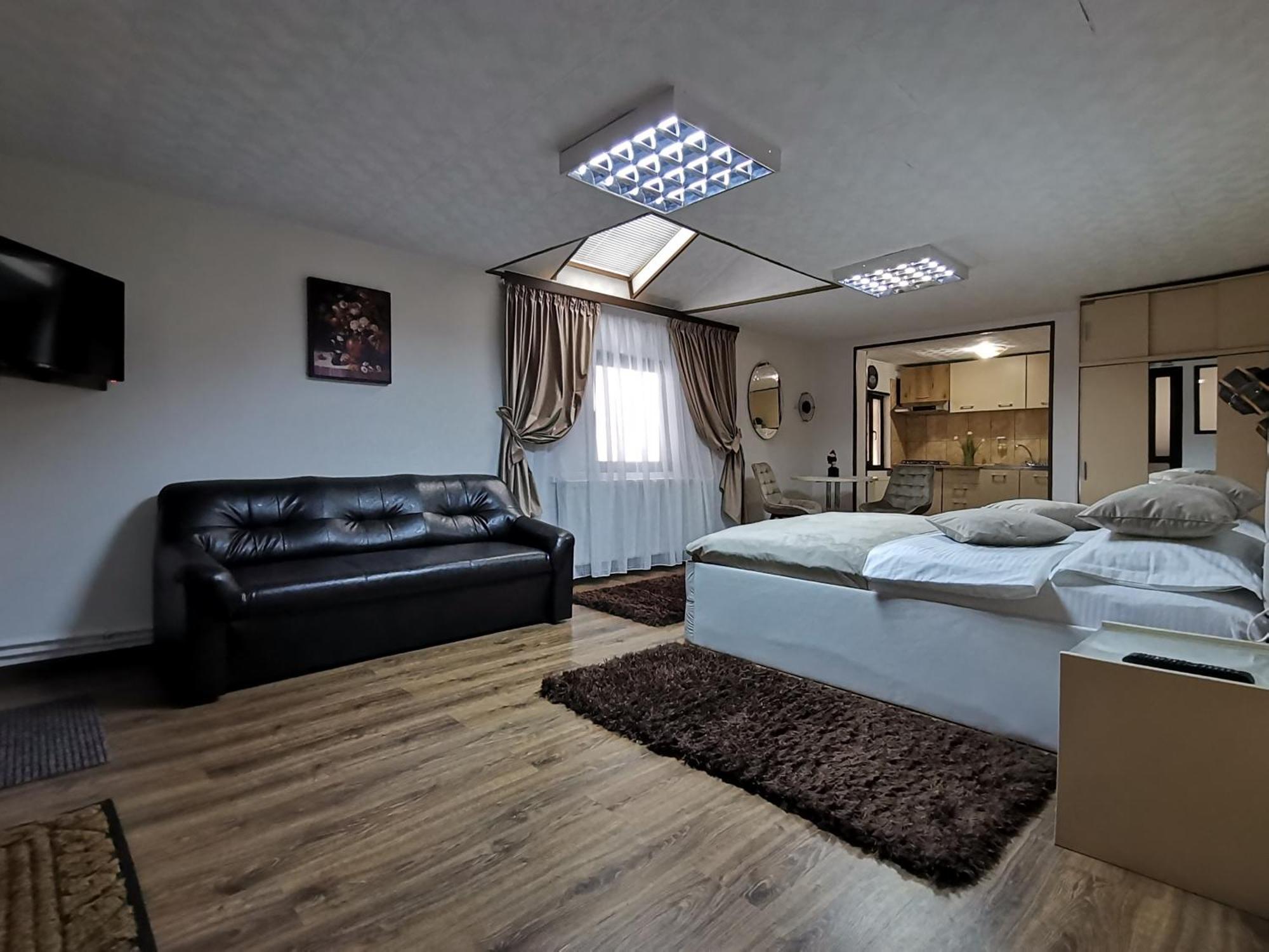 Shelby Accommodation -Adult Only- Sinaia Exterior foto